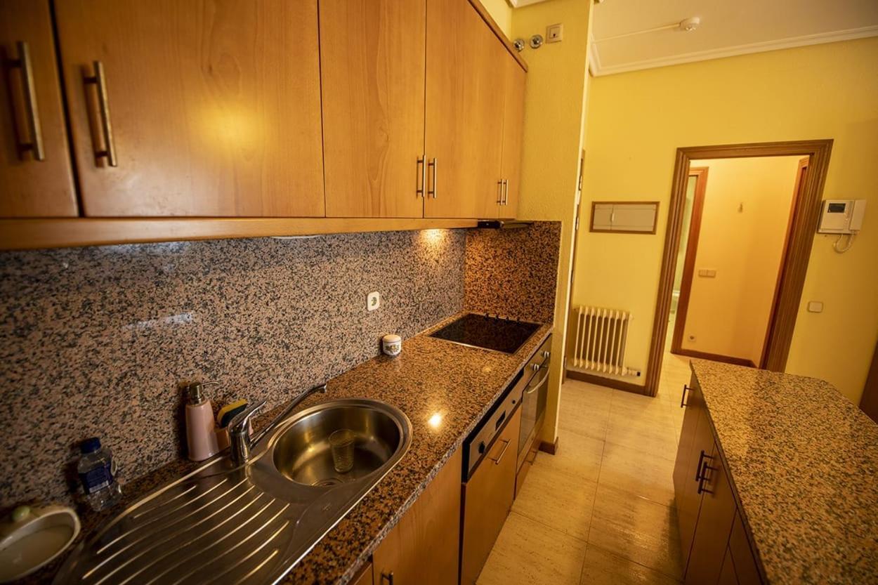 Samil Apartment, Primera Linea De Playa Con Wifi Y Garaje 比戈 外观 照片